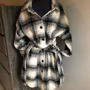 Pepper & Zoe Brand plaid belted shacket. New with tags. Fuzzy fabric.